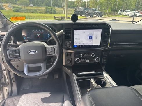 Used 2023 Ford F250 Lariat w/ Lariat Ultimate Package image 11