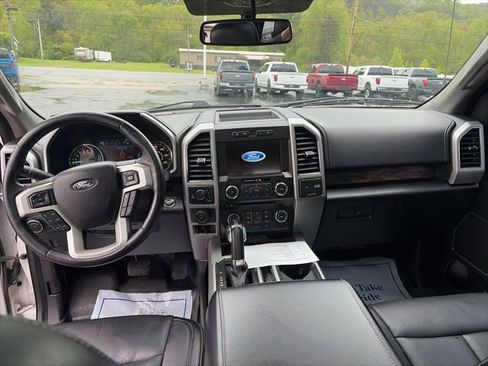 Used 2018 Ford F150 Lariat w/ Equipment Group 501A Mid AWD/4WD image 5