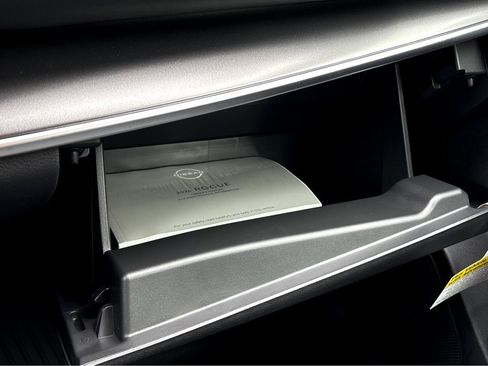 New 2026 Nissan Rogue SV image 19