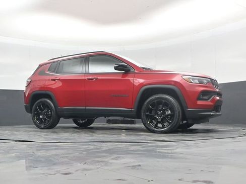 New 2026 Jeep Compass Latitude AWD/4WD image 37
