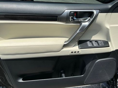 Certified 2023 Lexus GX 460 Luxury w/ Accessory Package AWD/4WD image 10