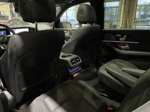 Used 2024 Mercedes-Benz GLS 63 AMG 4MATIC image 5