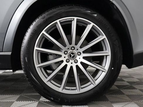 New 2026 Mercedes-Benz GLS 580 4MATIC image 11