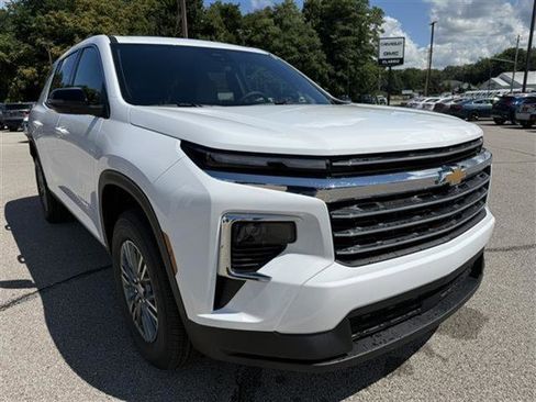 New 2026 Chevrolet Traverse LT image 9