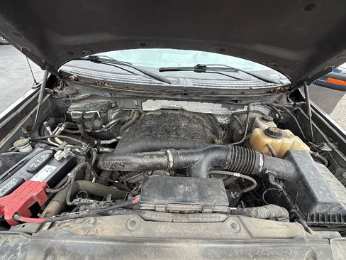 Used 2011 Ford F150 Lariat w/ Lariat Chrome Pkg image 17