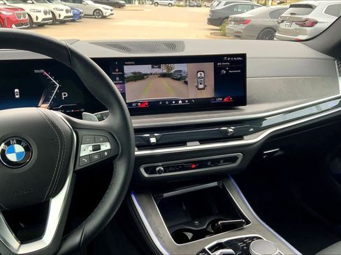 Used 2024 BMW X5 xDrive40i w/ Premium Package image 6