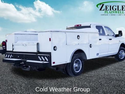 Used 2024 RAM 3500 Tradesman w/ Chrome Appearance Group image 3