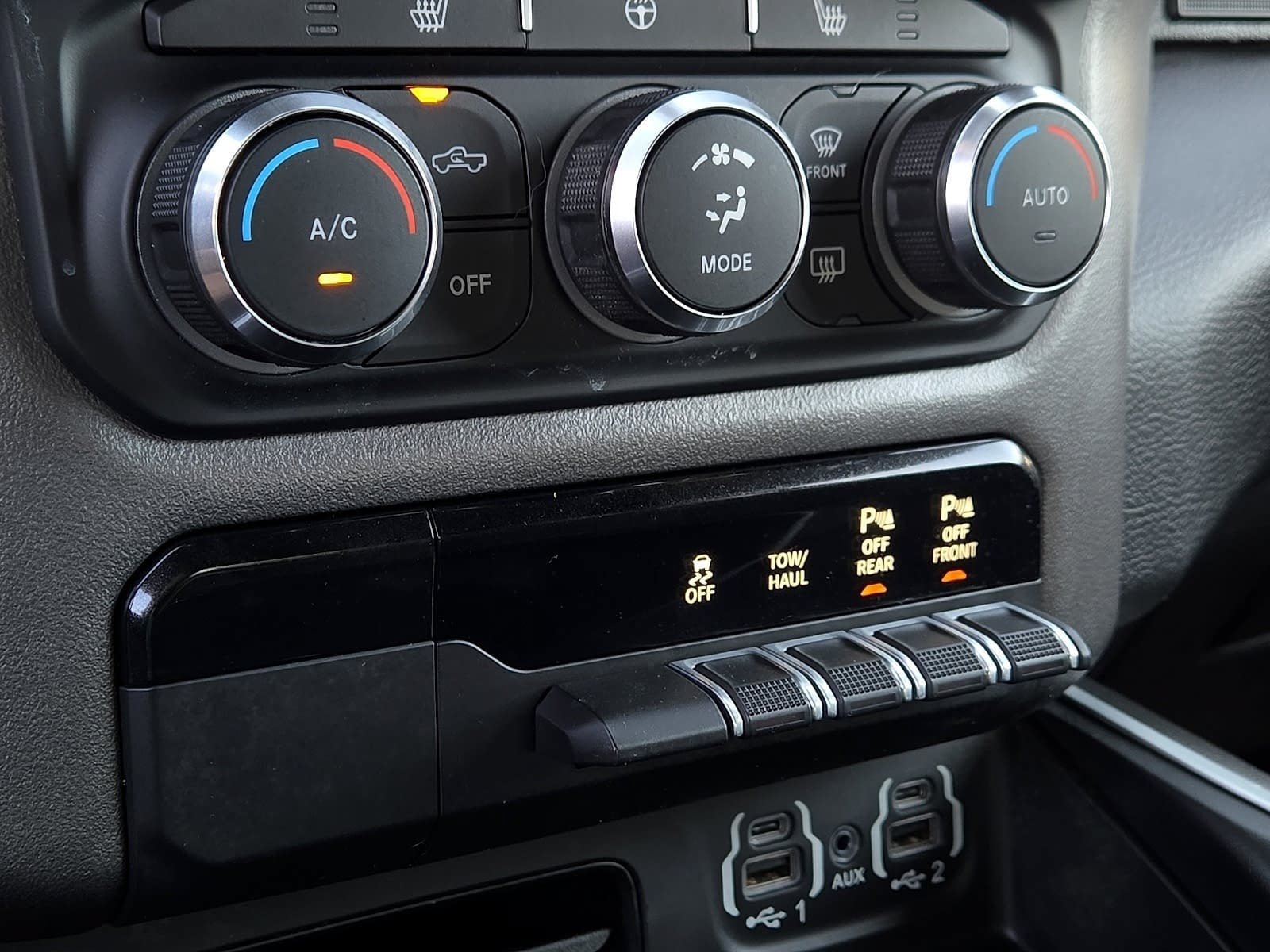 Used 2021 RAM 1500 Big Horn AWD/4WD image 15