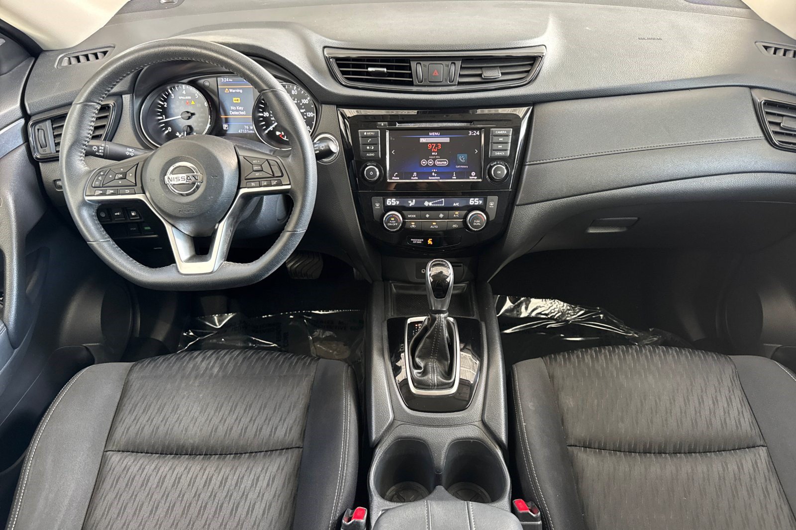 Used 2020 Nissan Rogue SV FWD image 17