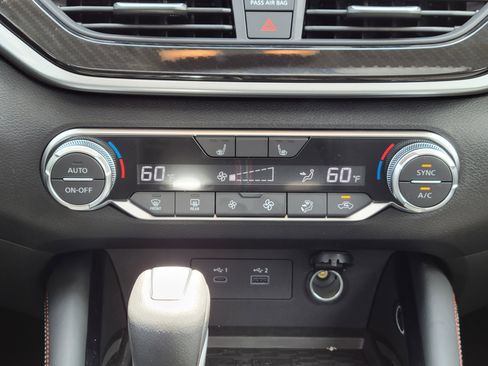 New 2025 Nissan Altima 2.5 SR w/ SR Premium Package image 22