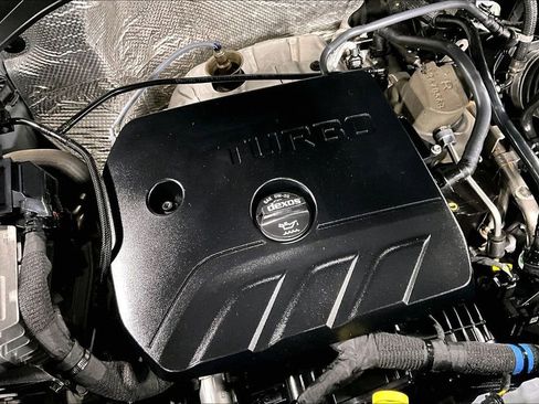 Used 2023 Chevrolet TrailBlazer RS w/ Sun and Liftgate Package image 42