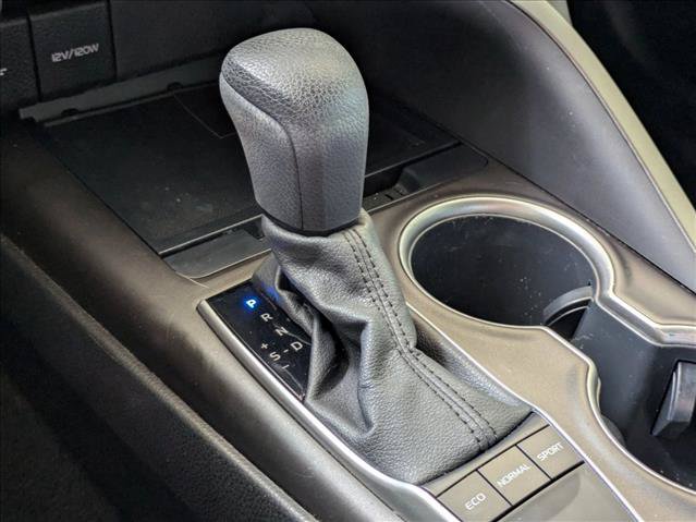 Used 2022 Toyota Camry LE FWD image 8