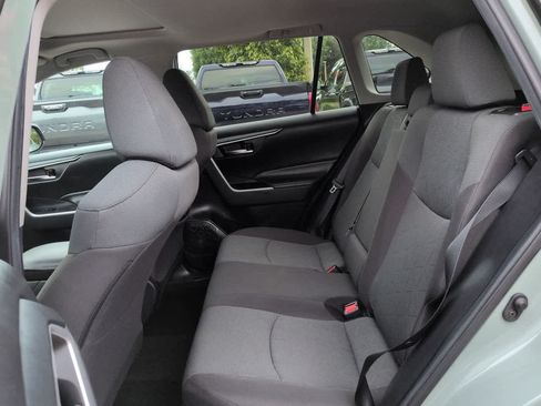 Used 2022 Toyota RAV4 XLE w/ Convenience Package AWD/4WD image 13