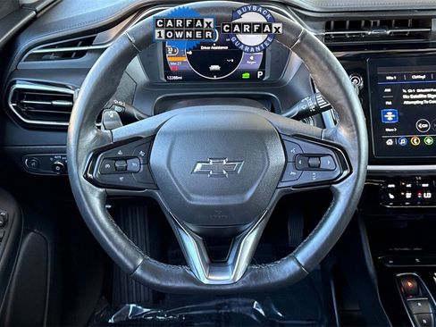 Used 2023 Chevrolet Bolt EUV LT w/ Comfort Package image 20