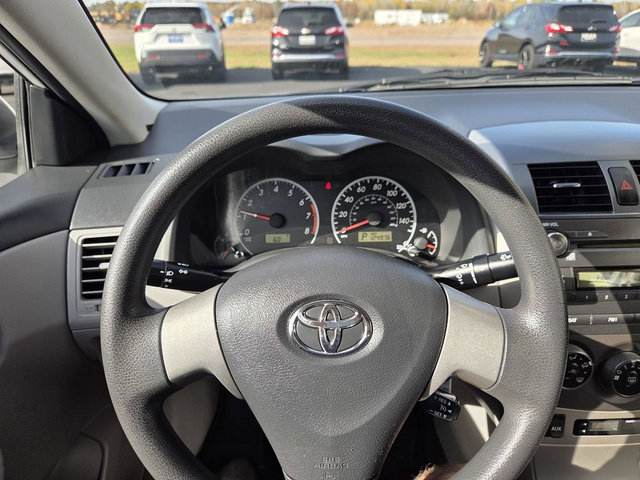 Used 2011 Toyota Corolla LE FWD image 19
