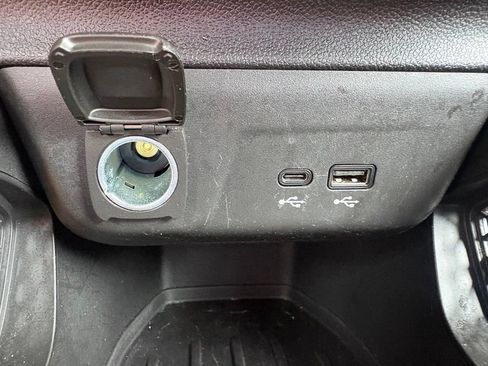 Used 2025 Chevrolet TrailBlazer RS w/ Driver Confidence Package FWD image 23