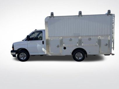 New 2026 GMC Savana 3500 w/ Power Convenience Package