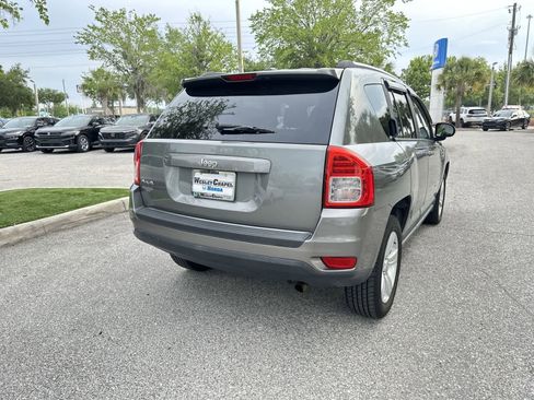 Used 2013 Jeep Compass Sport AWD/4WD image 6