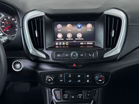 Used 2020 GMC Terrain SLE image 30