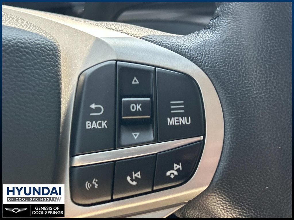Used 2022 Ford Explorer Limited w/ Equipment Group 301A RWD image 33