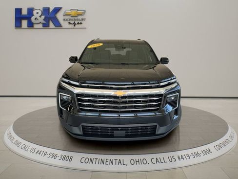 New 2026 Chevrolet Traverse LT image 2