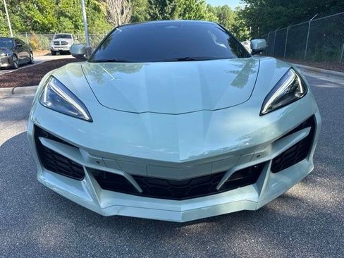 Used 2024 Chevrolet Corvette E-Ray w/ ZER Performance Package AWD/4WD image 2
