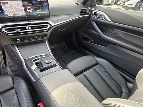 Used 2024 BMW 430i Convertible image 15