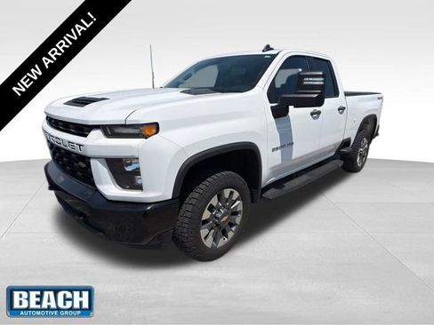 Used 2023 Chevrolet Silverado 2500 Custom w/ Custom Value Package image 1
