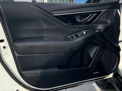 Used 2020 Subaru Outback Limited XT image 21