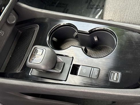Certified 2022 Nissan Rogue SV FWD image 26