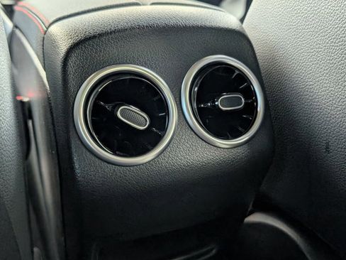 Used 2024 Mercedes-Benz GLA 35 AMG 4MATIC image 16