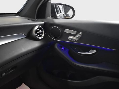 Used 2022 Mercedes-Benz GLC 300 4MATIC Coupe image 34