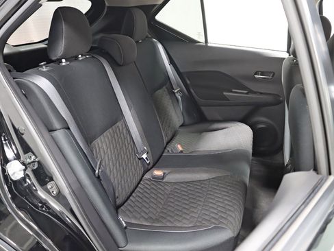 Used 2022 Nissan Kicks SV image 23