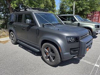 Used 2023 Land Rover Defender 130 SE video 1