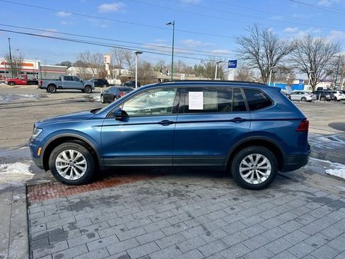 Used 2020 Volkswagen Tiguan S image 4