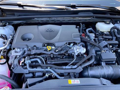 Used 2026 Toyota Camry SE FWD image 31