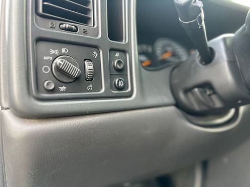 Used 2007 Chevrolet Silverado 1500 LT w/ Light Duty Power Package image 17