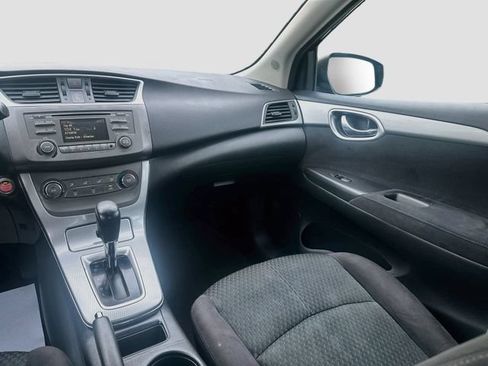 Used 2014 Nissan Sentra SR w/ SR Driver Package FWD image 22