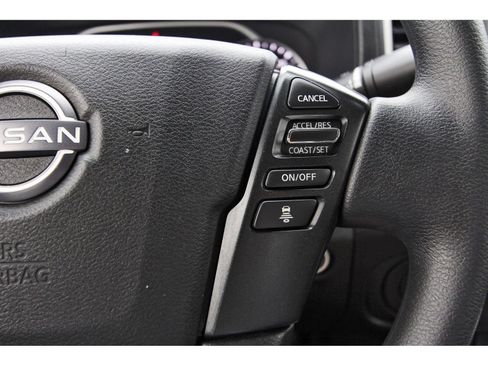 Used 2024 Nissan Frontier SV w/ Technology Package RWD image 19