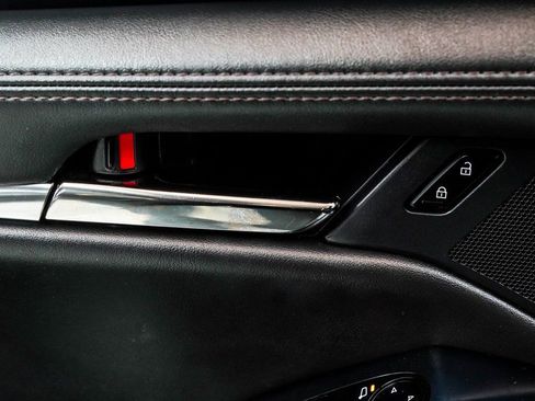 Used 2022 MAZDA MAZDA3 s image 45