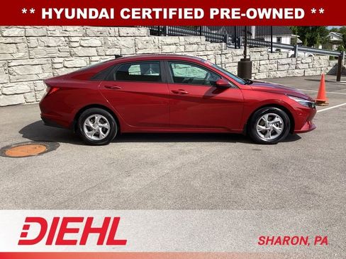 Certified 2023 Hyundai Elantra SE FWD image 7