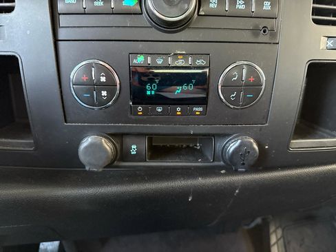 Used 2013 Chevrolet Silverado 1500 LT RWD image 10