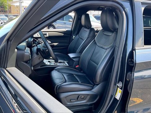 Used 2024 Ford Explorer ST w/ Equipment Group 401A AWD/4WD image 24