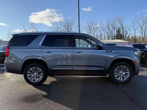 Used 2022 GMC Yukon Denali image 4