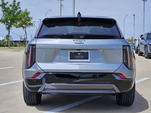 New 2026 Cadillac Optiq Sport 1 AWD/4WD image 8