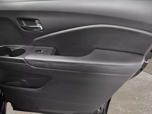 Used 2021 Honda Passport Sport image 15