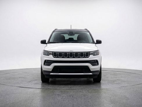 Used 2025 Jeep Compass Limited image 2