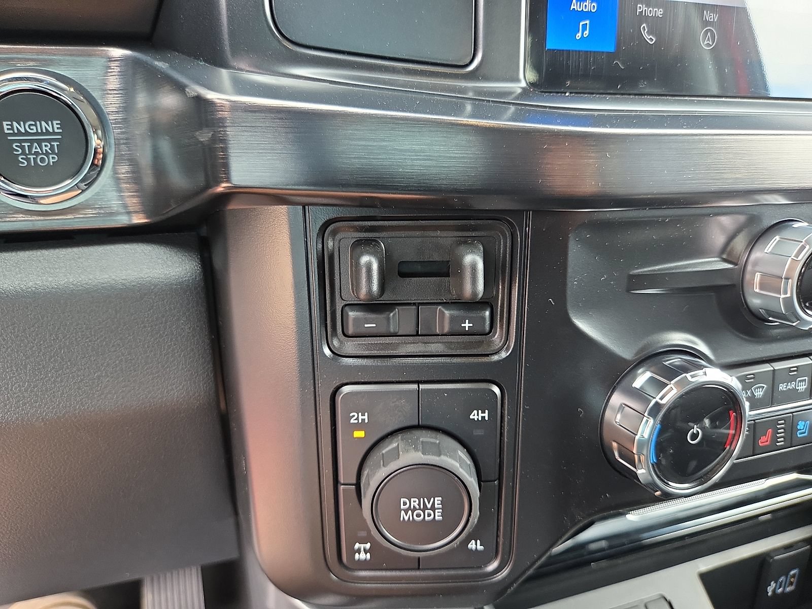 New 2026 Ford F250 Lariat w/ FX4 Off-Road Package AWD/4WD image 21