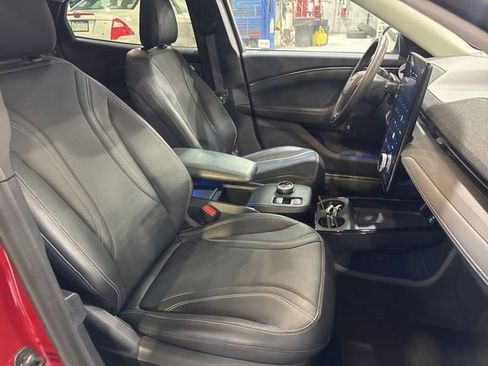 Used 2022 Ford Mustang Mach-E Premium image 10