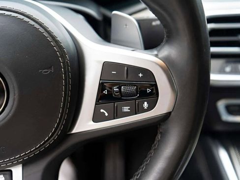 Used 2021 BMW X6 xDrive40i w/ M Sport Package image 40